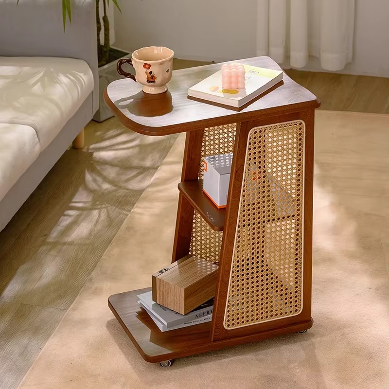 Coffee Or Tea Please - Table d'appoint en bois massif de